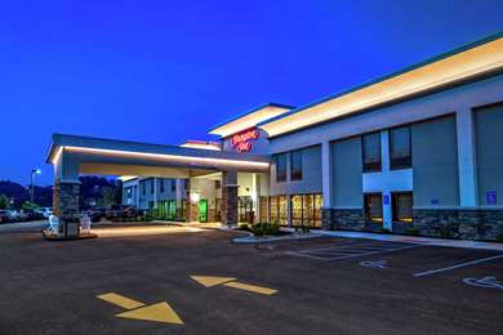 HAMPTON INN ASHLAND 4