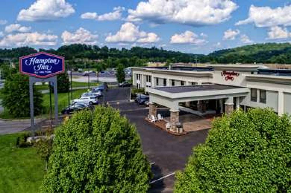 HAMPTON INN ASHLAND 1