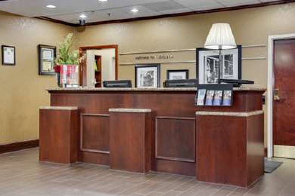 Hampton Inn Atlanta/Fairburn, GA 8