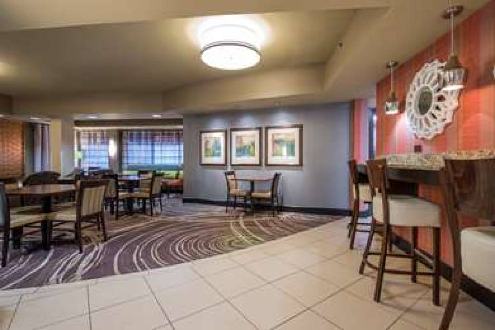 Hampton Inn Atlanta/Newnan 6