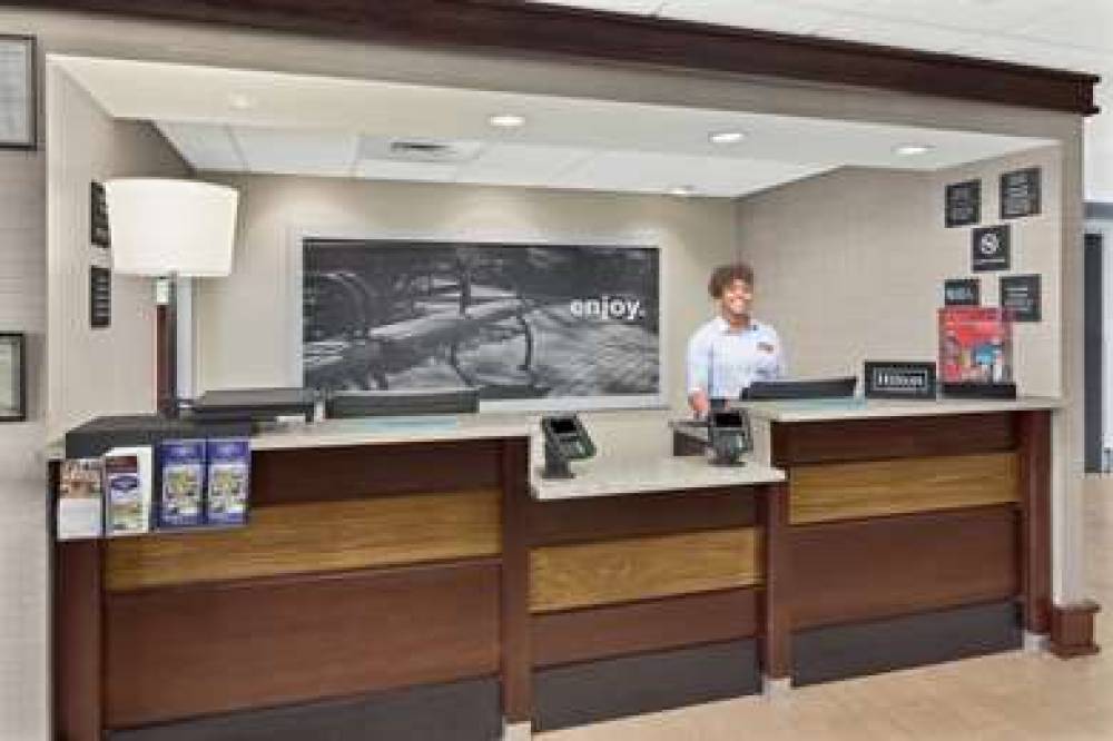 Hampton Inn Atlanta Town Center/Kennesaw 6