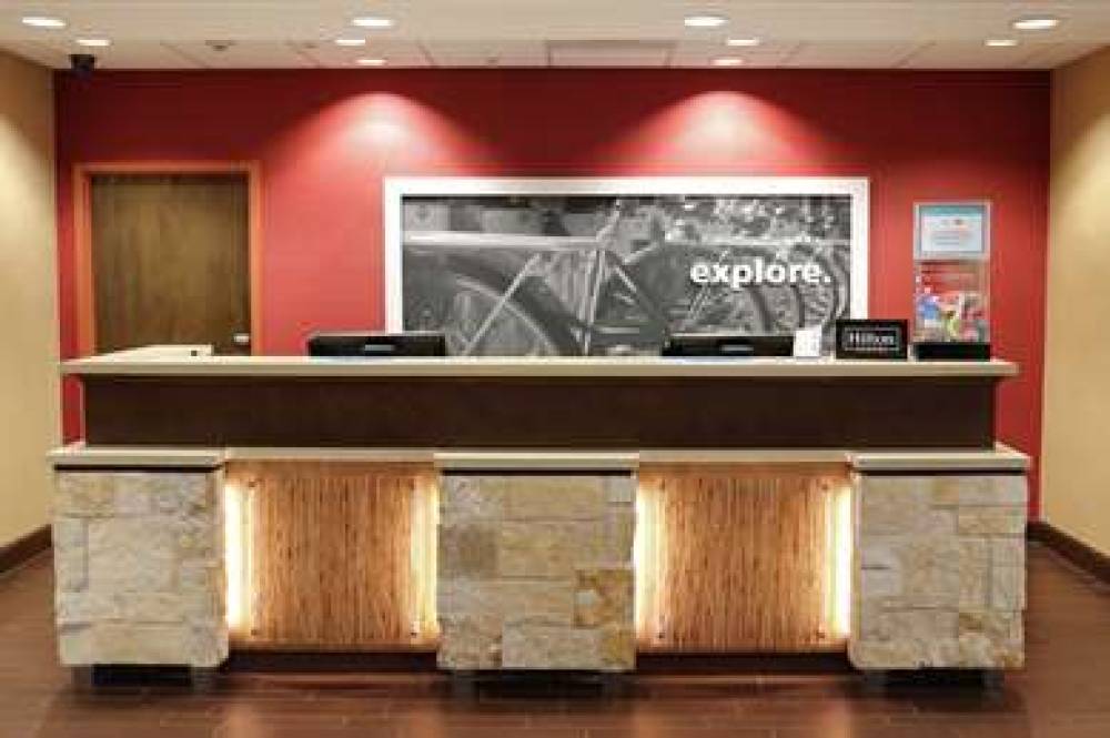 Hampton Inn Austin/Oak Hill 4