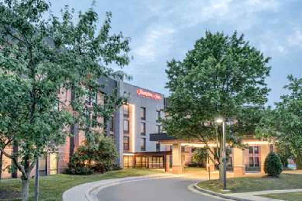 Hampton Inn Baltimore/White Marsh 9