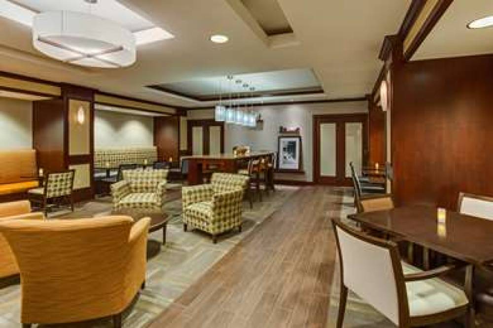 HAMPTON INN BENNINGTON 6