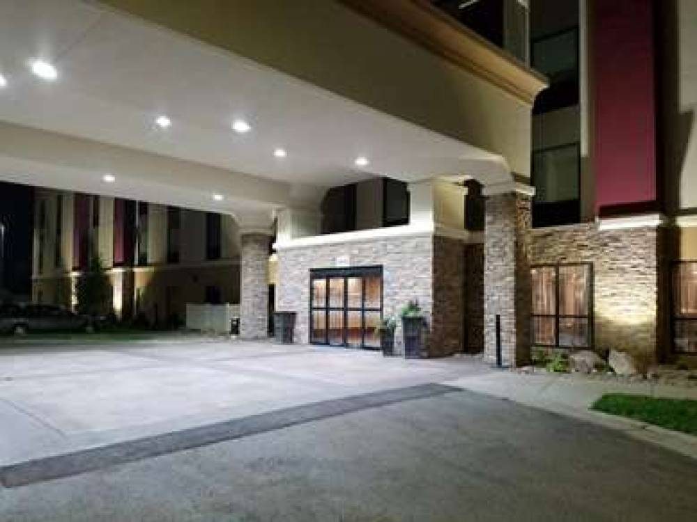 Hampton Inn Bismarck, ND 5