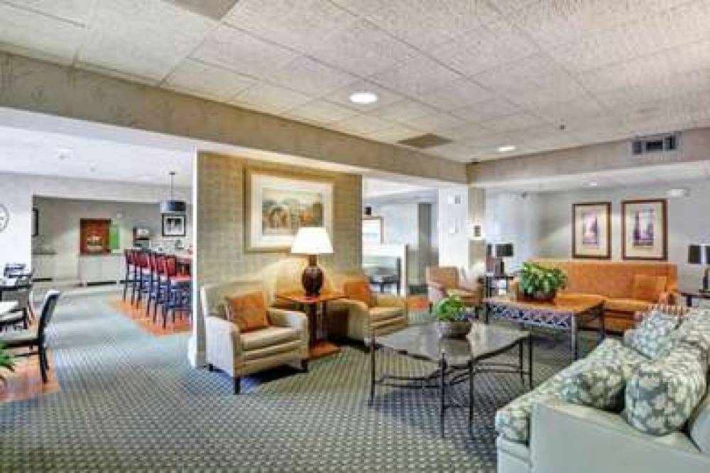 Hampton Inn Bloomsburg 7