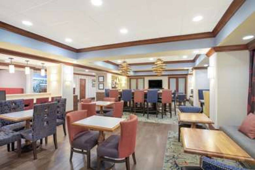 Hampton Inn Boston / Marlborough MA 7