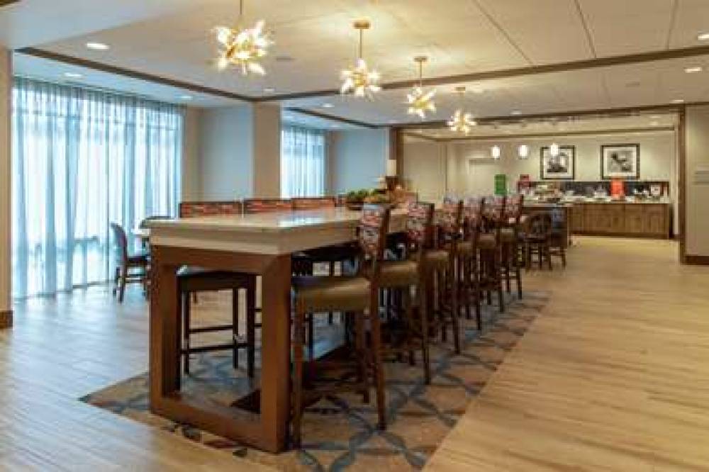 HAMPTON INN BOURBONNAIS KANKAKEE 9