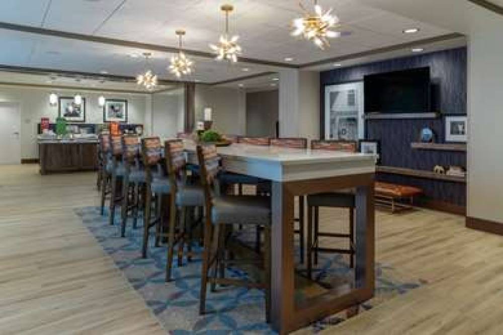 HAMPTON INN BOURBONNAIS KANKAKEE 5