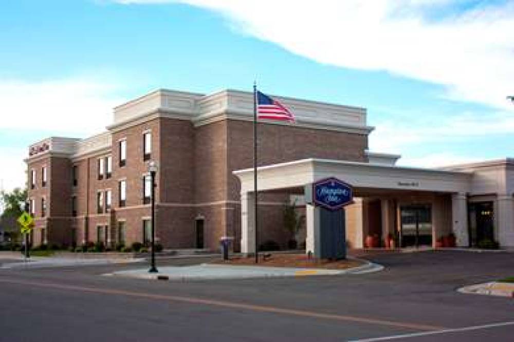 Hampton Inn Burlington, WI 1