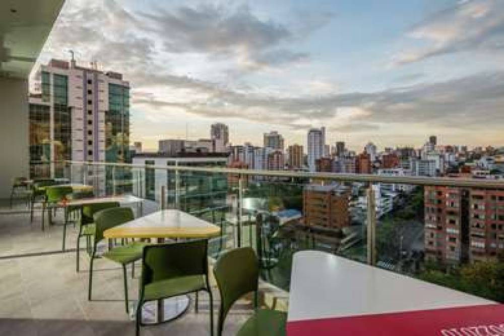 HAMPTON INN BY HILTON BUCARAMANGA 9