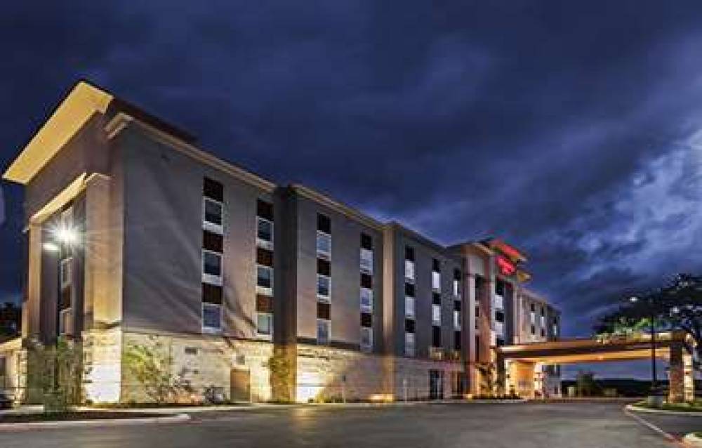 HAMPTON INN BY HILTON BULVERDE 4