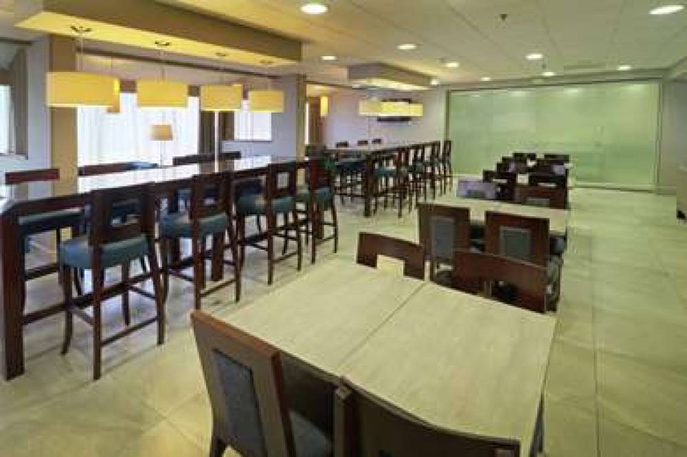 Hampton Inn By Hilton Monterrey-Airport 7