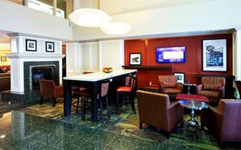 Hampton Inn By Hilton Ottawa 6