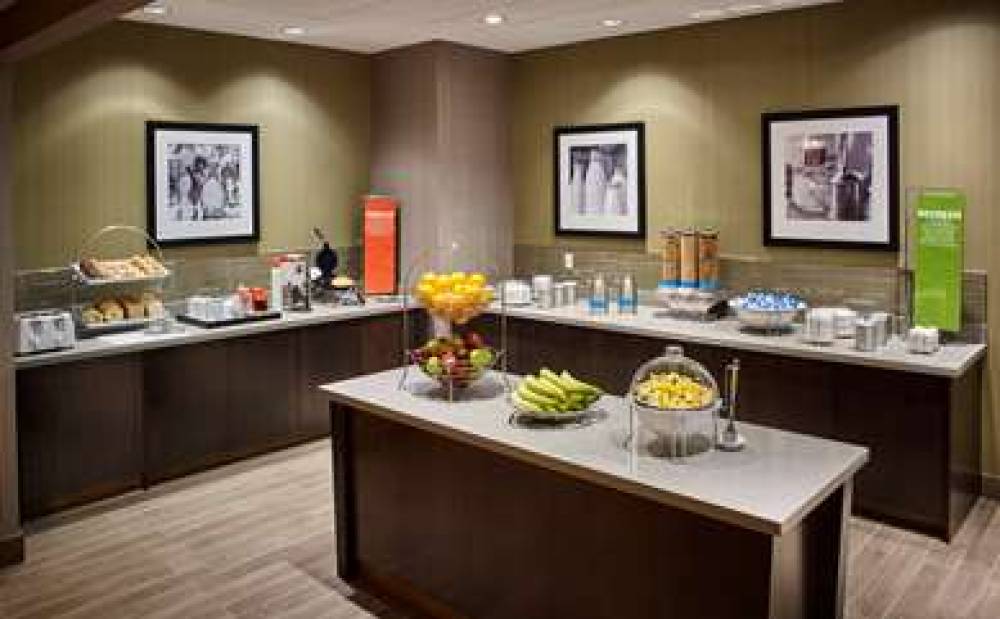 HAMPTON INN BY HILTON SARNIA 7