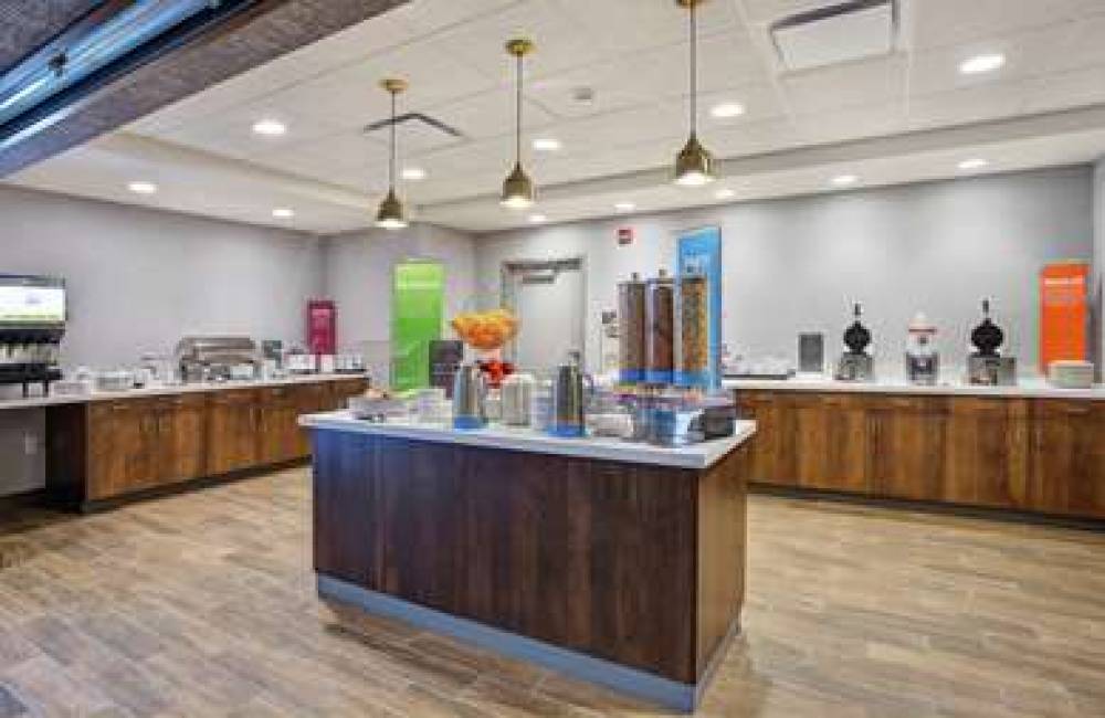 HAMPTON INN BY HILTON SIMPSONVILLE 8