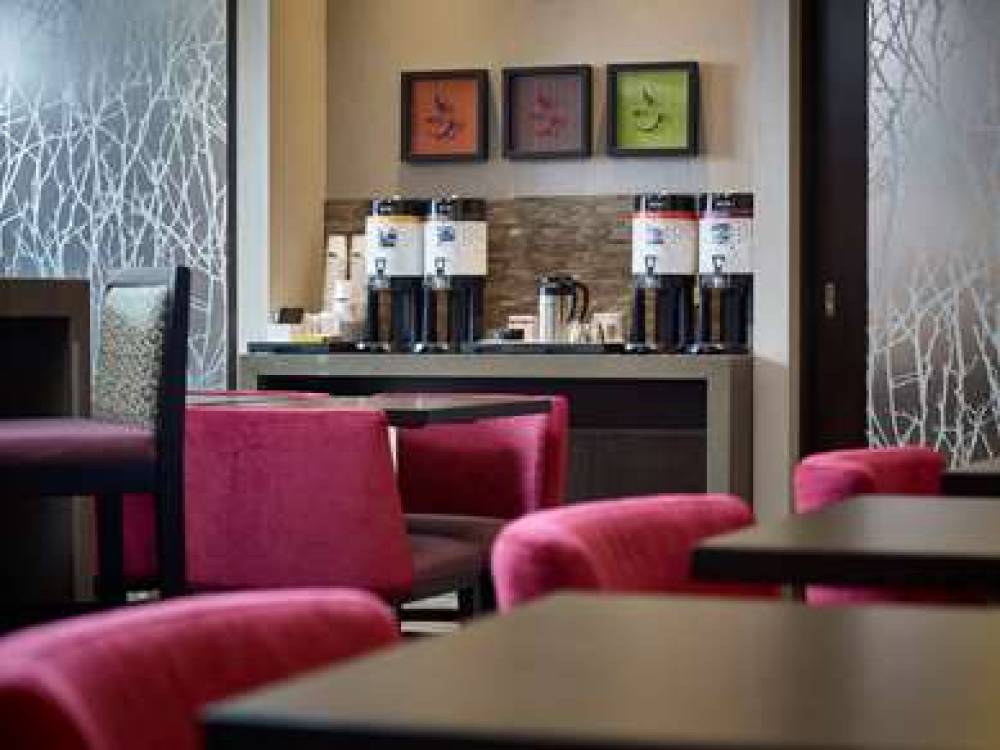 HAMPTON INN BY HILTON TIMMINS 8