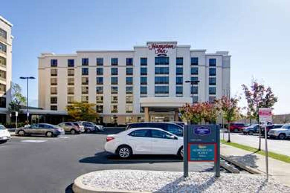 Hampton Inn By Hilton Toronto Airport Corporate C 9