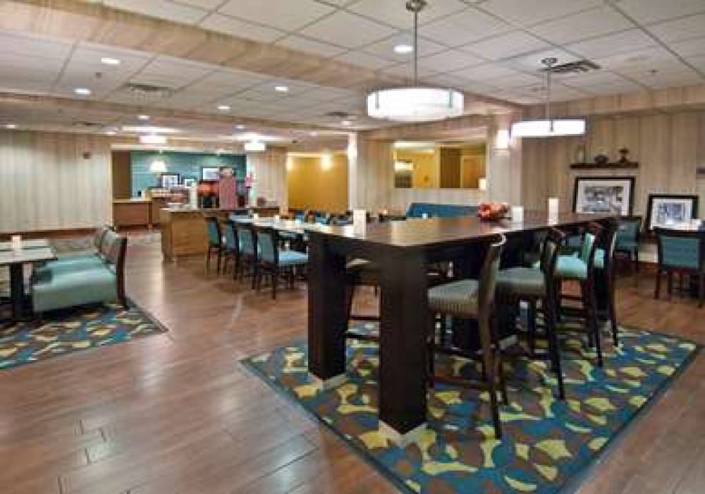 Hampton Inn Canton, MS 5