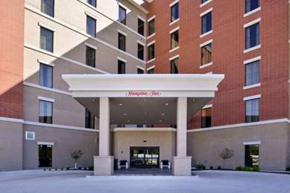 HAMPTON INN CEDAR FALLS 5