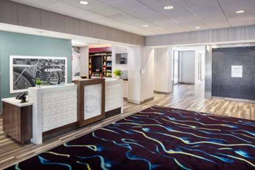 HAMPTON INN CHARLOTTE - BALLANTYNE 5