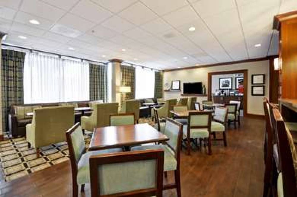 Hampton Inn Chicago/Gurnee 9