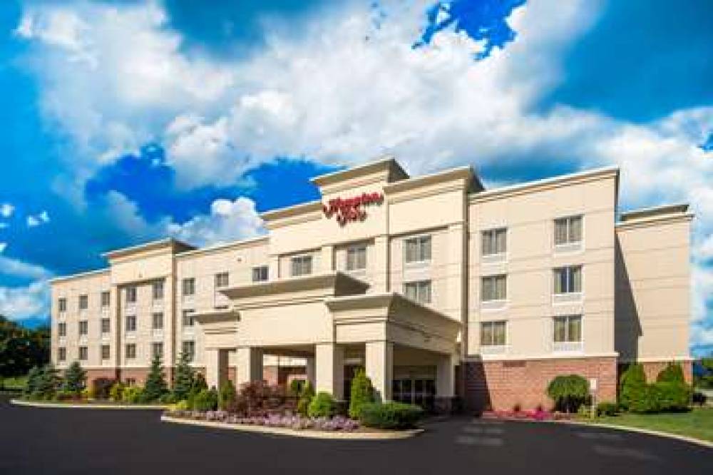 Hampton Inn Clifton Park 1