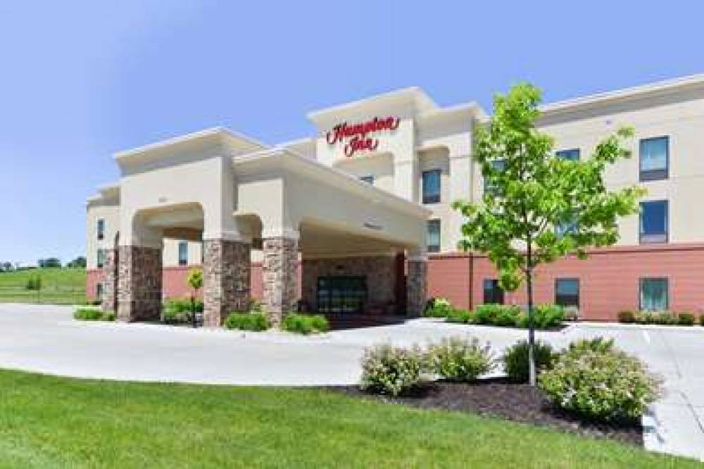 Hampton Inn Clinton, IA 1