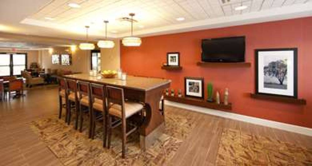 Hampton Inn Columbus North,GA 8