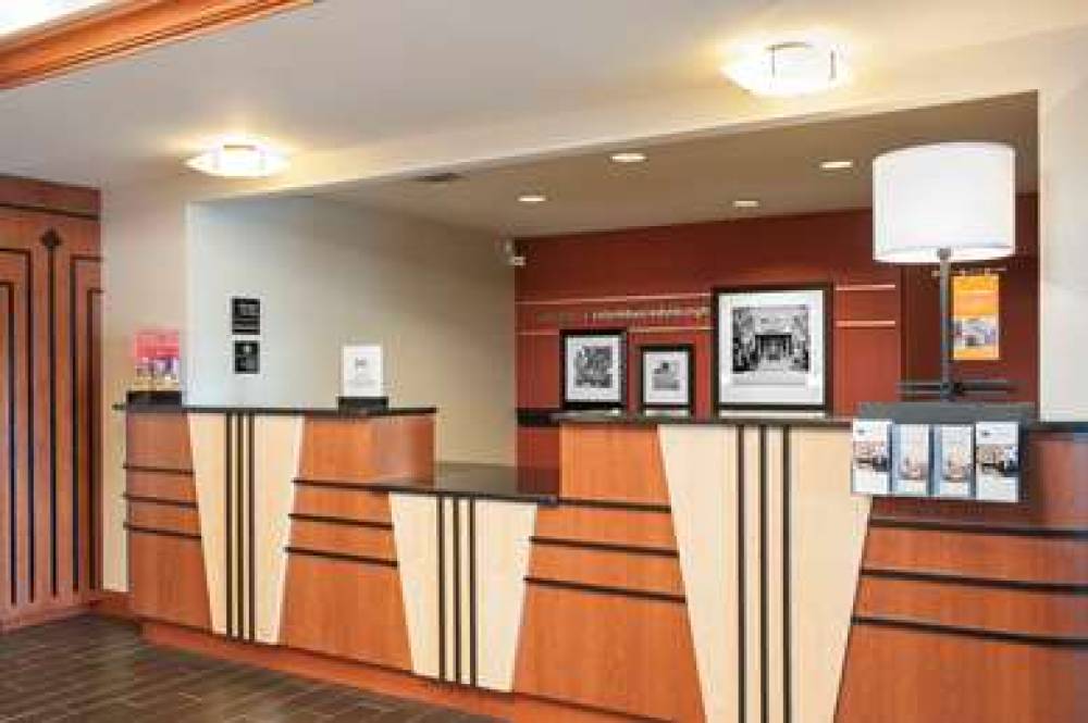 Hampton Inn Columbus/Taylorsville 7