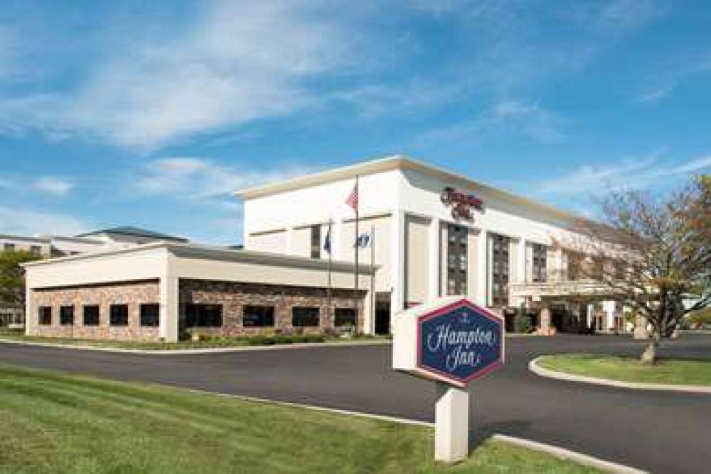 Hampton Inn Columbus/Taylorsville 1