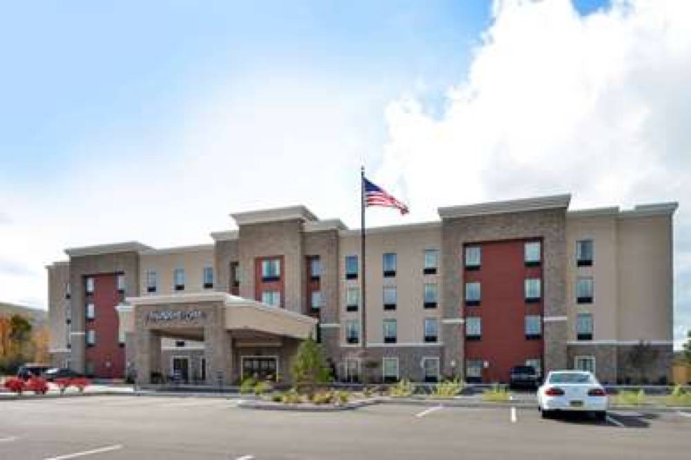 HAMPTON INN CORNING/PAINTED POST 1