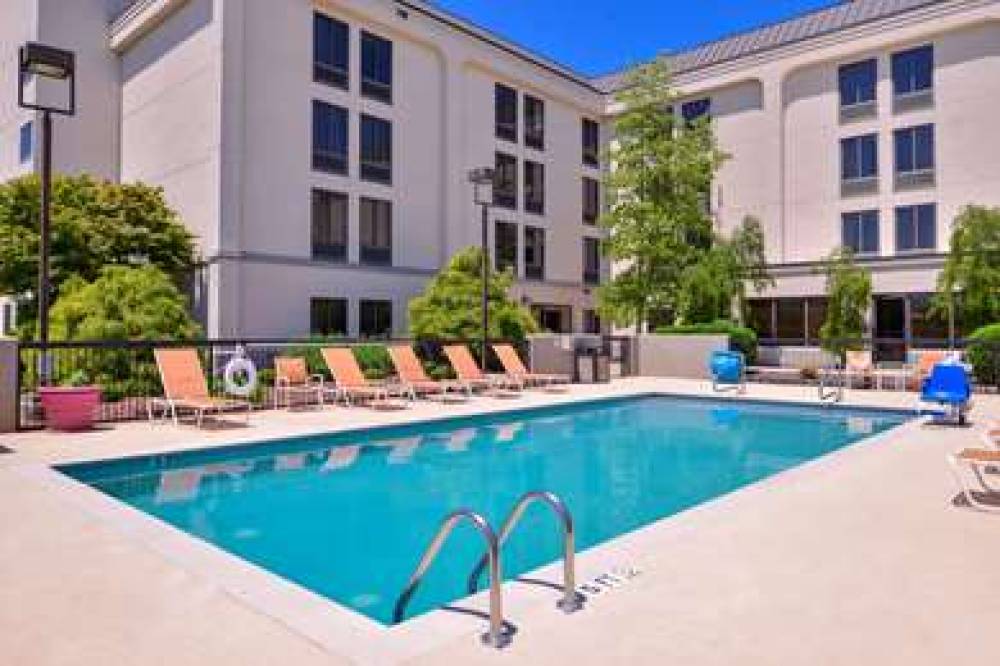 Hampton Inn Decatur 6