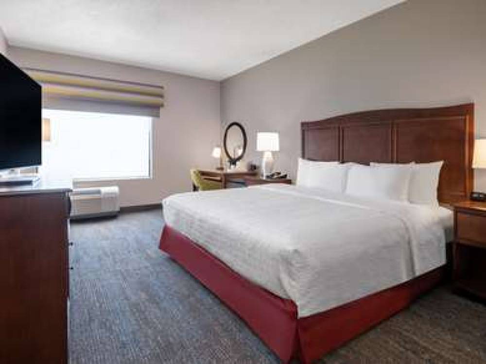 Hampton Inn Deerfield Beach 3