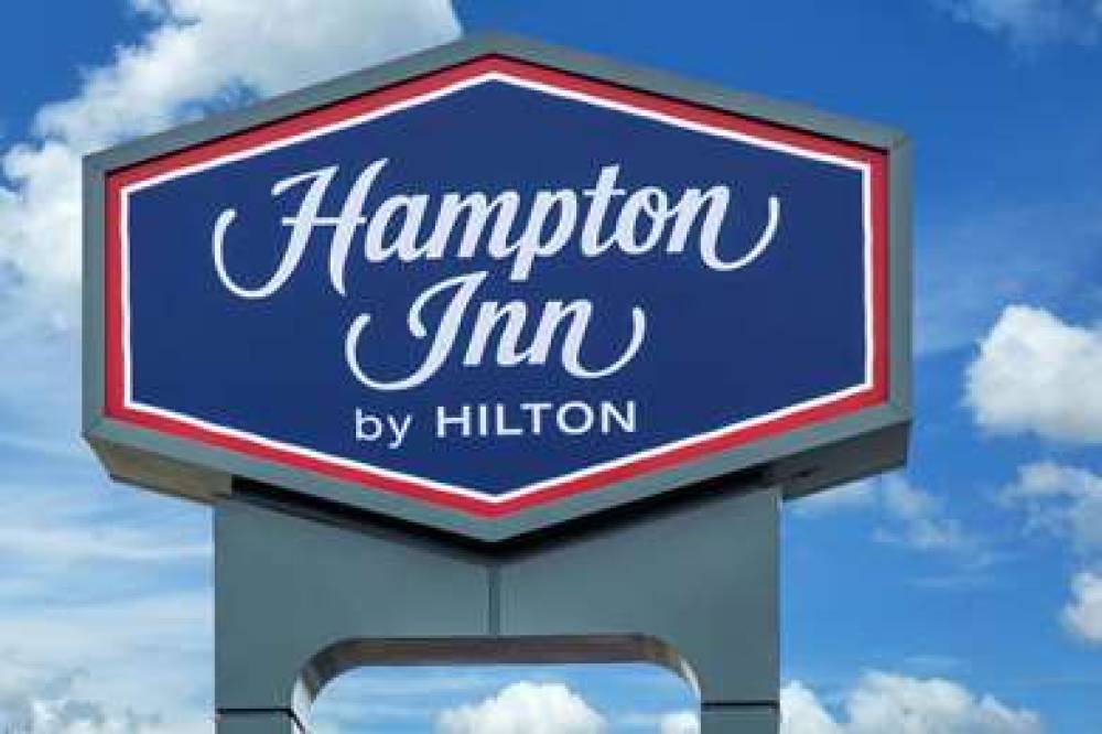 Hampton Inn Douglas 2