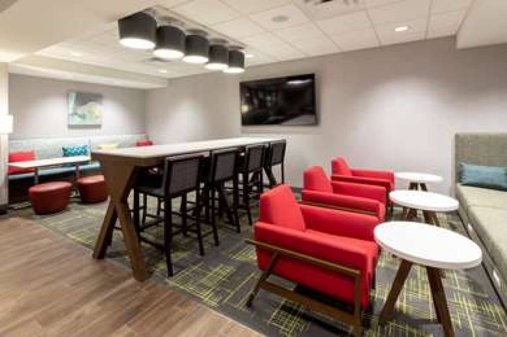 HAMPTON INN EDEN PRAIRIE MINNEAPOLI 5