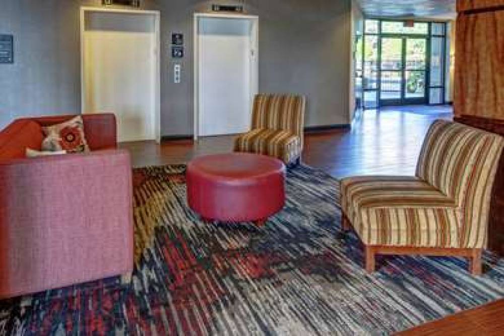 Hampton Inn Elizabeth City 4