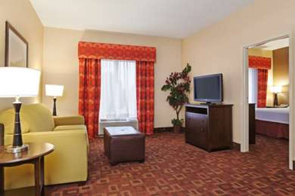 Hampton Inn Elkton 10