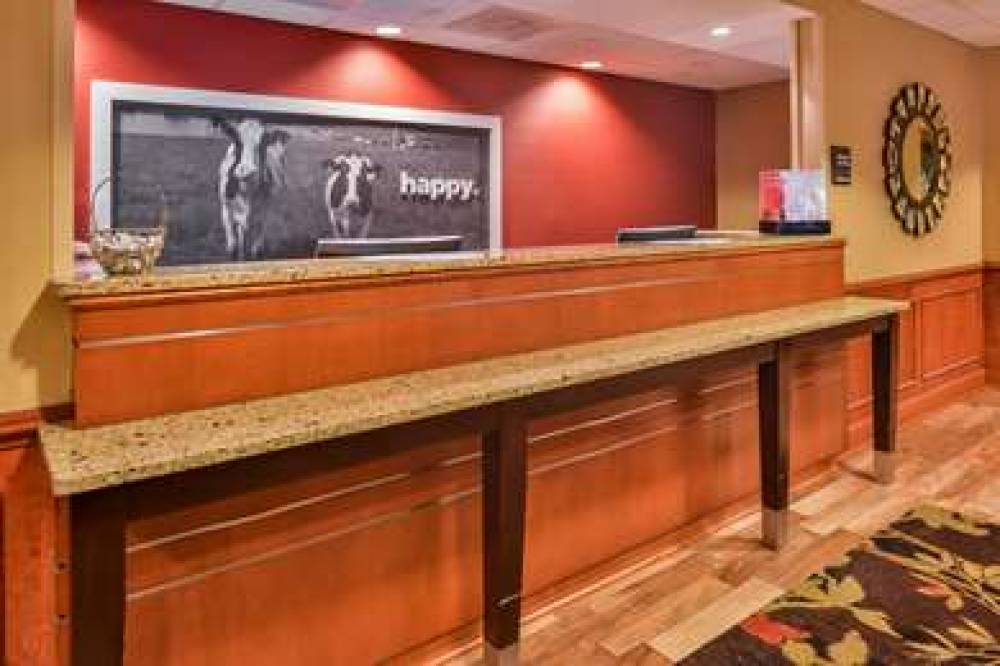 Hampton Inn Emporia, VA 5