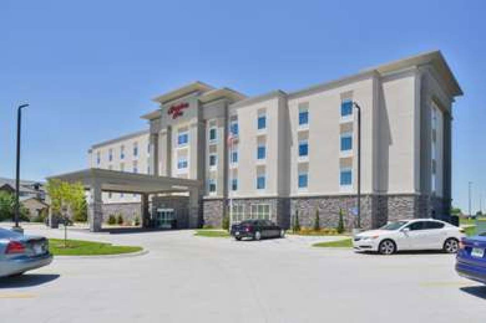 HAMPTON INN-EMPORIA,KS 1