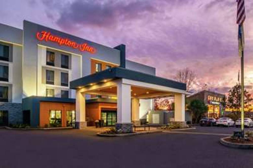 Hampton Inn Eugene 2