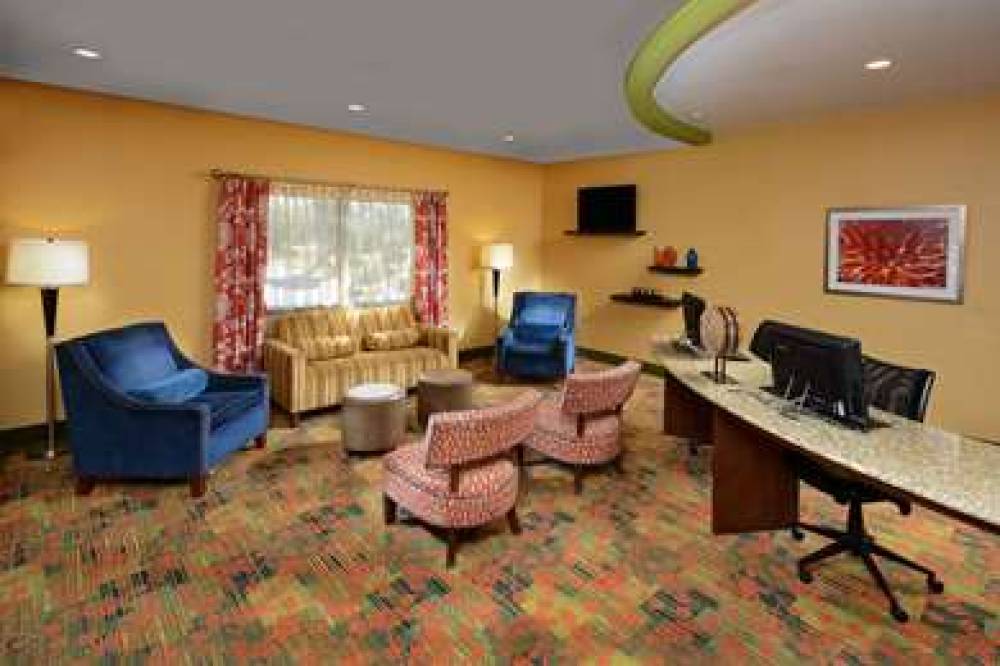 Hampton Inn Fayetteville Fort Bragg 6