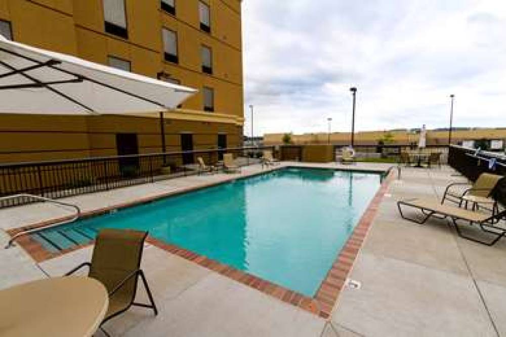 Hampton Inn Fayetteville, TN 8