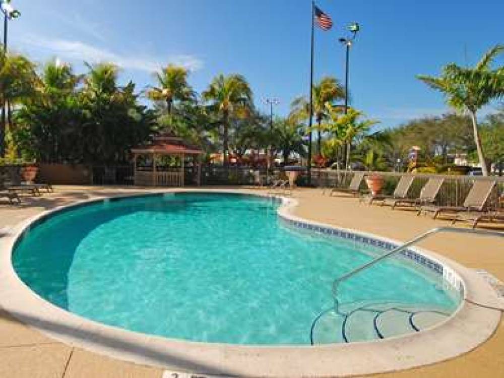 Hampton Inn Fort Myers-Airport &amp; I-75 2