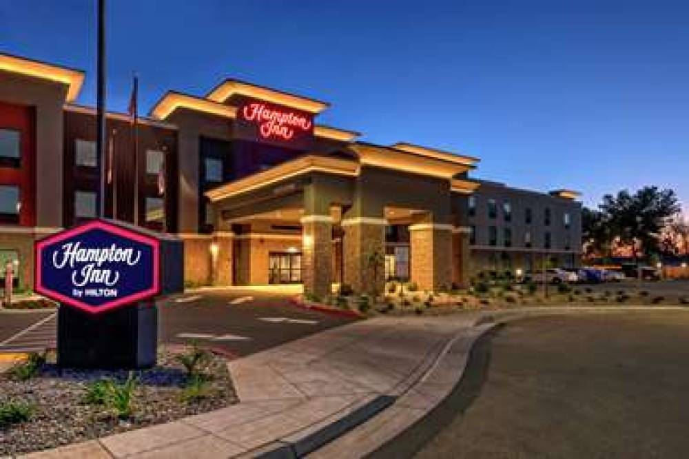 HAMPTON INN FRESNO AIRPORT 1