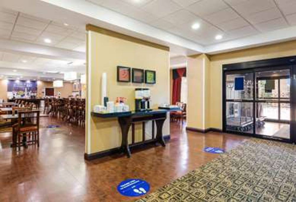 Hampton Inn Galax, VA 2