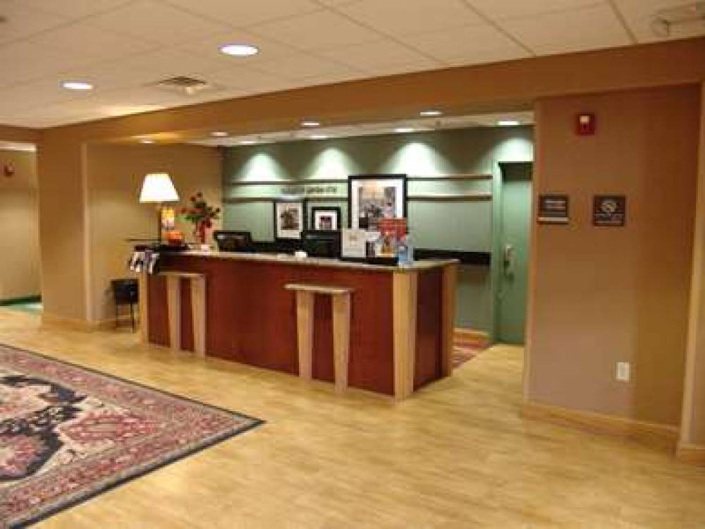 Hampton Inn Garden City, KS 3