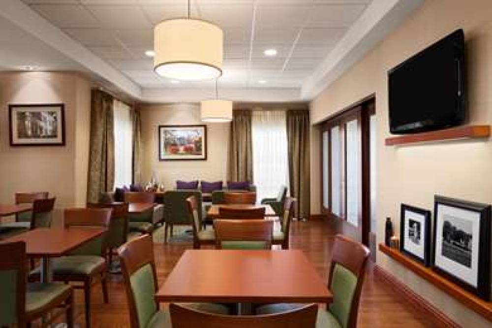 Hampton Inn Geneva, NY 4