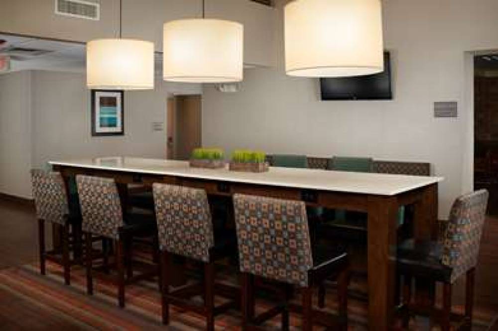 Hampton Inn Glendale-Peoria 4