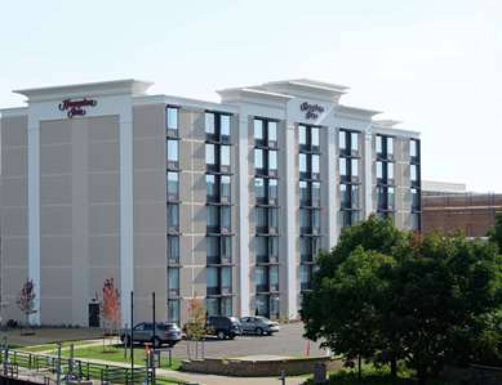 HAMPTON INN GREEN BAY DOWNTOWN 1